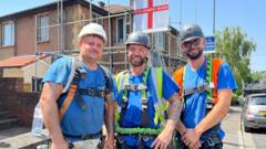 the-heatwave-workers-‘like-cats-on-a-hot-tin-roof’