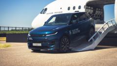 range-rover-launches-first-fully-electric-model